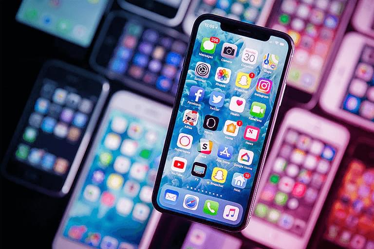 Apple вернет в продажу iPhone X из-за низких продаж новых моделей
